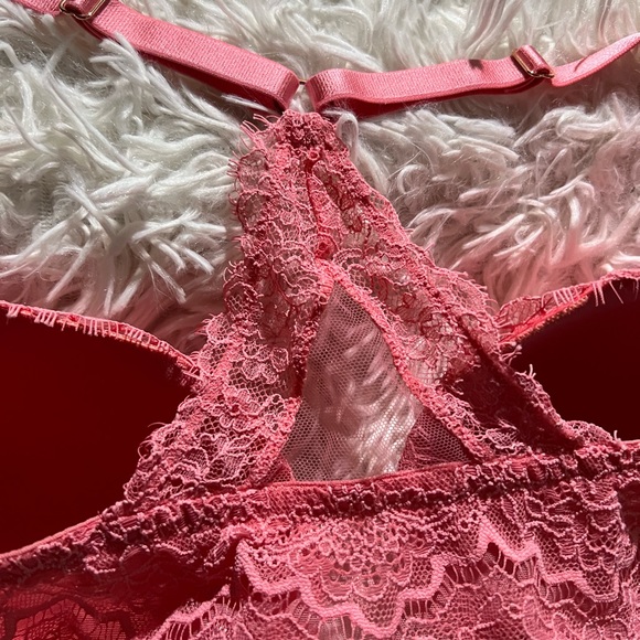 Victoria Secrets 36DD Lined Demi - Picture 5 of 7